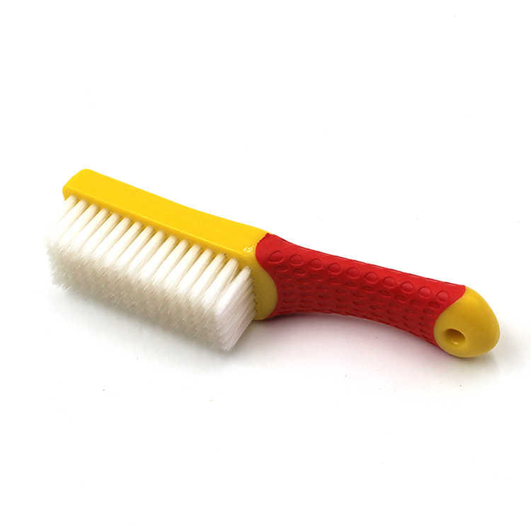 DNA-e – Rubber Handle Upholstery Detailing Brush